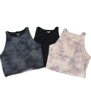 Old Navy Powerchill Cropped Tank Tops Longline Sports Bra size Medium pack of 3